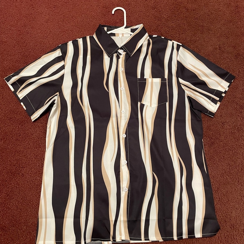 Stylish Black and Tan Men's button down Shirt